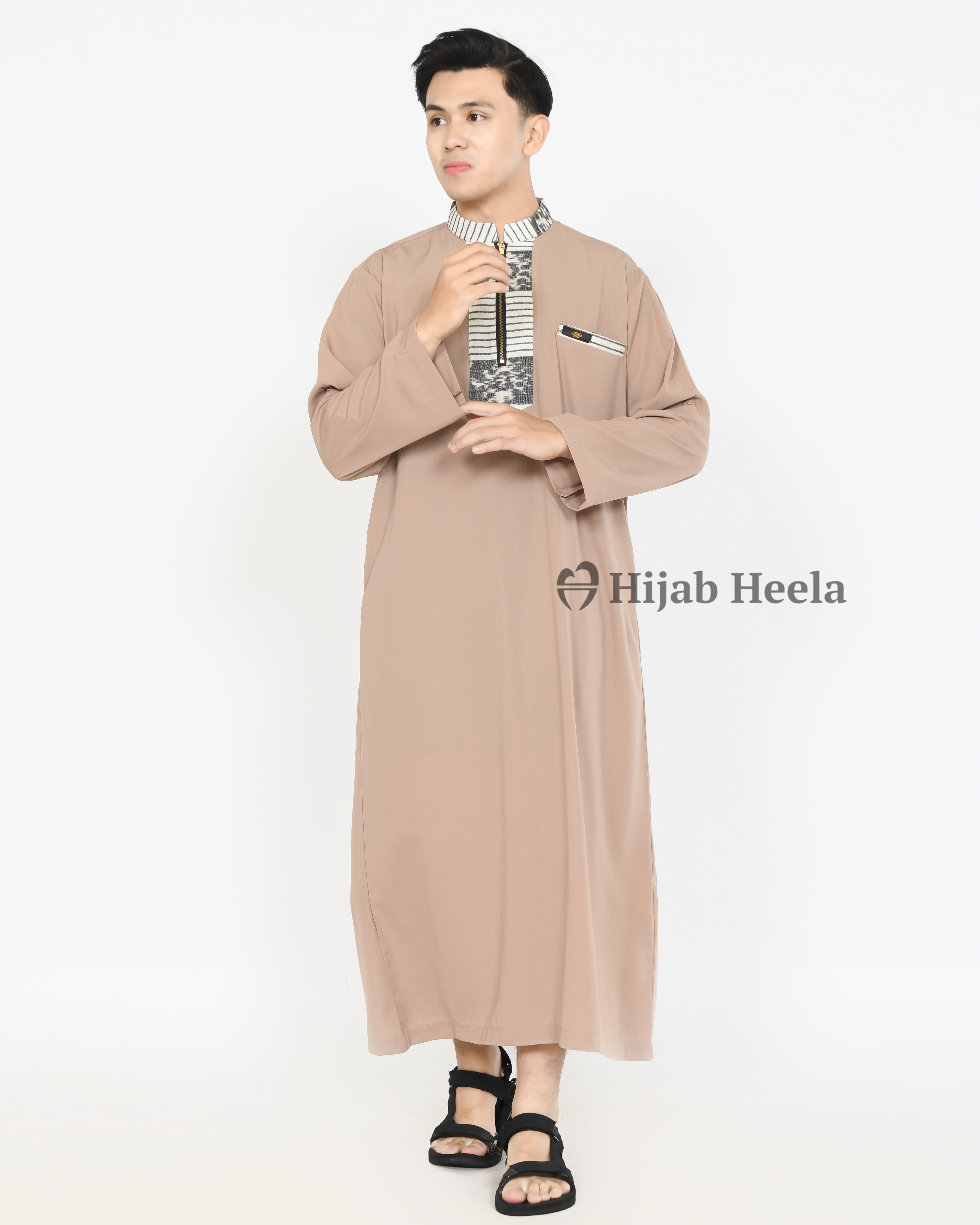 Qomees Heren  | Seraya