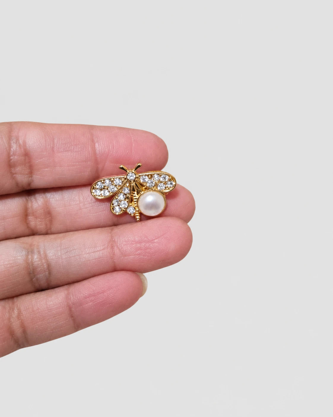Broche Mix Hijab Heela - foto 14 op lichtgrijze achtergrond