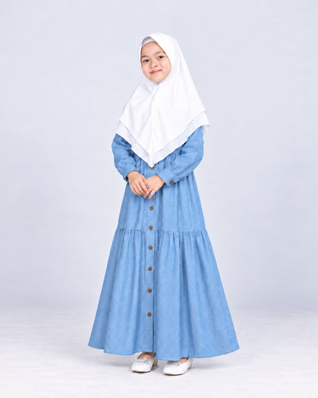 Khimar Wardah Kids White gedragen door een meisje - Hijab Heela