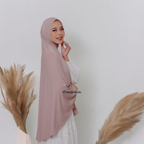 Khimar Dames – Hawa van Hijab Heela, productfoto 5. De afgebeelde abaya is niet inbegrepen.