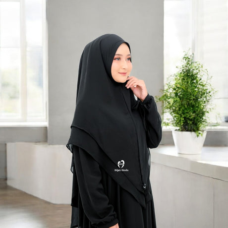 Khimar Dames – Rainey van Hijab Heela, productfoto 3. De afgebeelde abaya is niet inbegrepen.