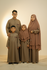 Qomees Al Fatih Family Brown Portrait