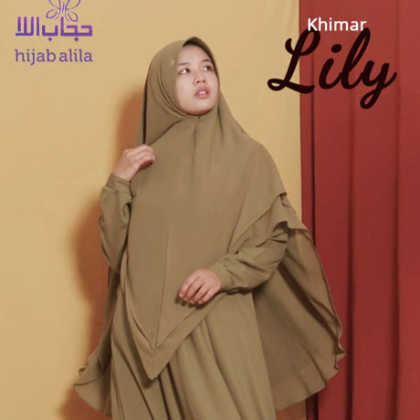 Khimar Dames – Khimar Lily – Met kapje van Hijab Alila, productfoto 1. De afgebeelde abaya is niet inbegrepen.